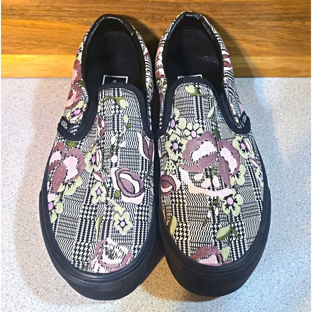 VANS Slip-On Platform Sneaker Floral Tapestry New Size 9 Womens